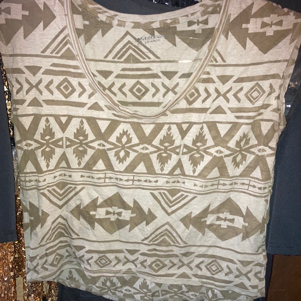 crop top